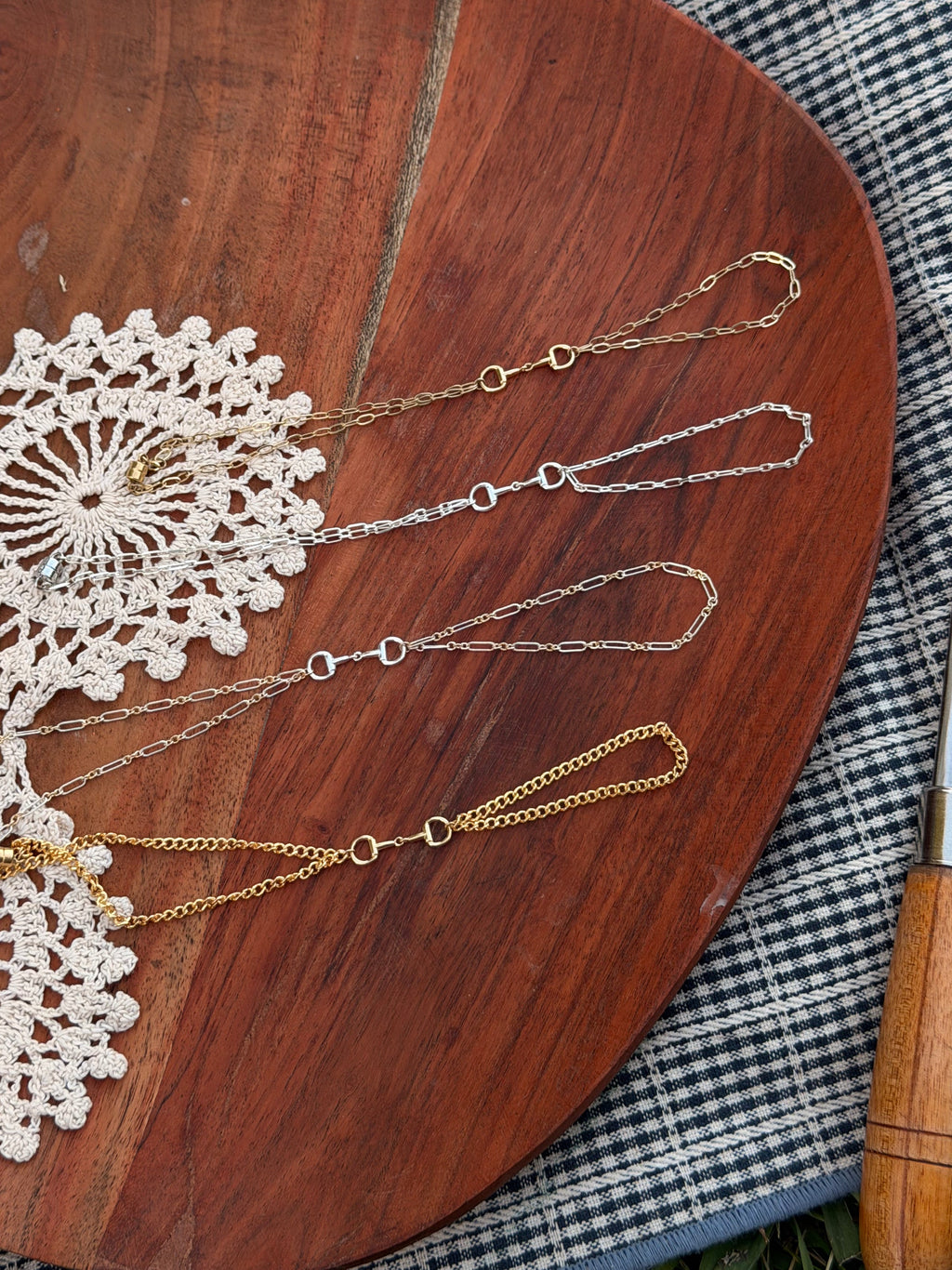 Mixed metals hand chain